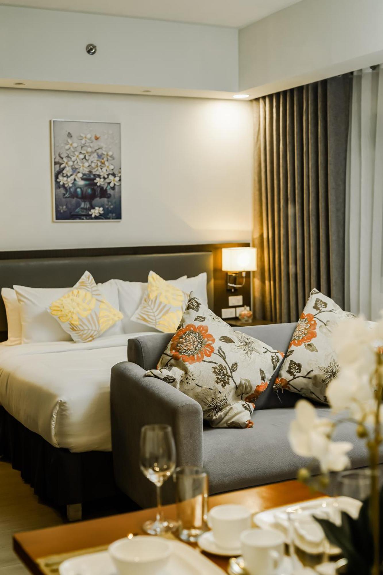 Luxe Suite At Bcct - Bgc'S Prime Studio - Gym, Infinity Pool With Breathtaking Skyline View Taguig Exterior foto
